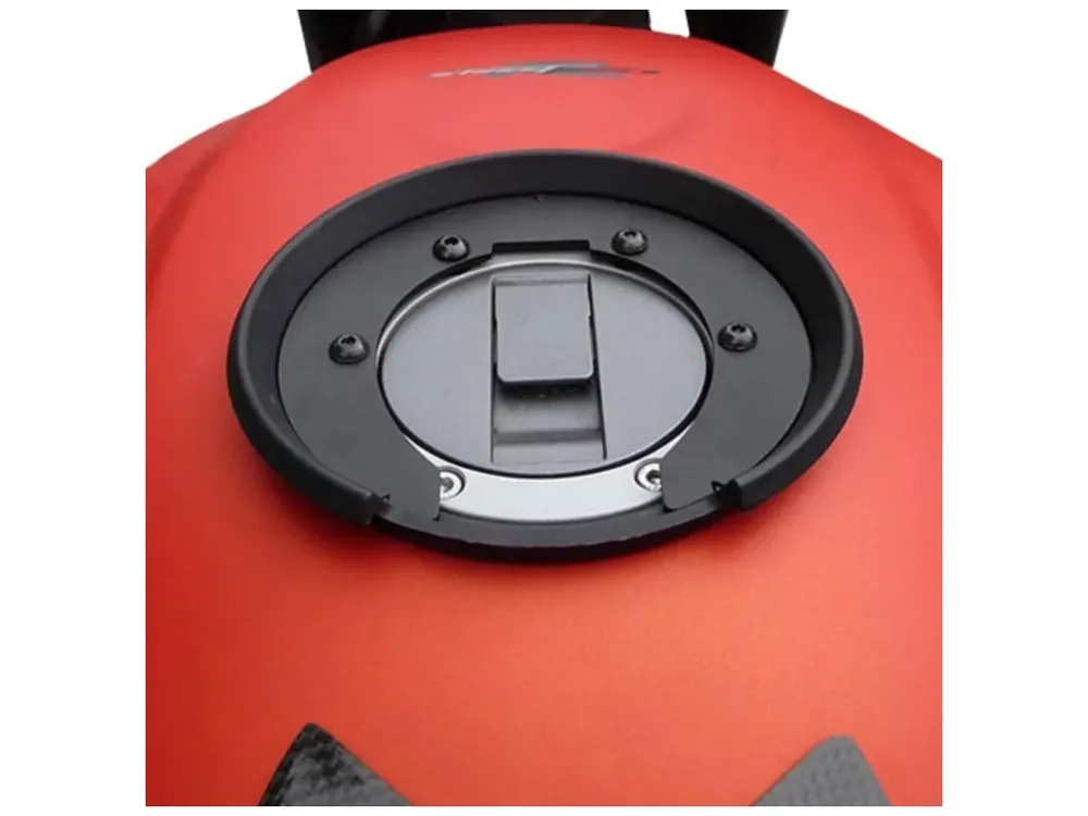 Givi BF24 objímka na nádrž pro tankbagy "TANKLOCK" BMW XSR 700 (15-21) - Právě v prodeji