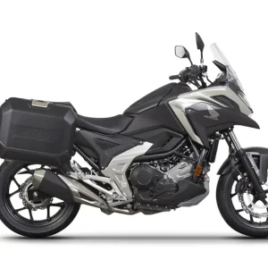 Špičkový produkt | Kompletní sada bočních černých hliníkových kufrů SHAD TERRA BLACK 36L/36L, včetně montážní sady SHAD HONDA NC 750 X 2021-